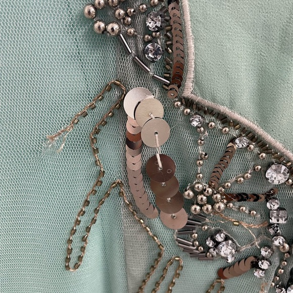 Gather Beauty Green Embellished Dress Sz 6 - Picture 9 of 16
